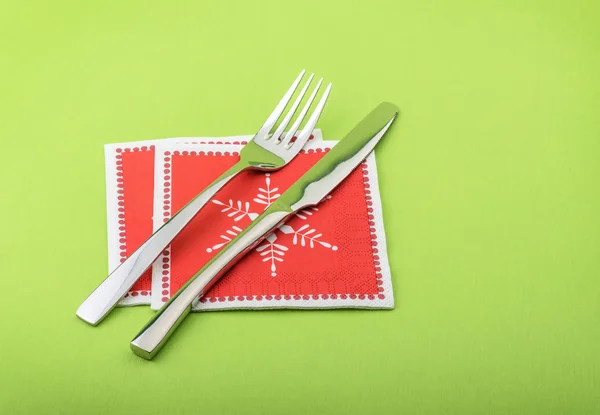 在圣诞节餐巾刀和叉 — 图库照片