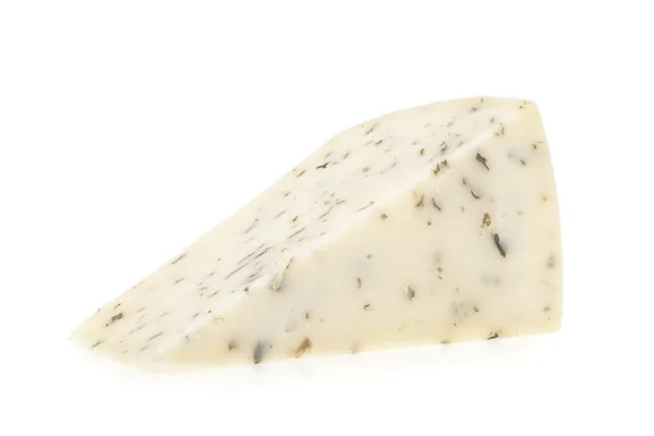 在白色背景上孤立的山羊奶酪 — 图库照片
