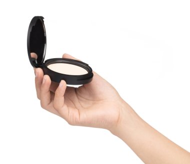 Makyaj tozu beyaz arkaplanda izole edildi