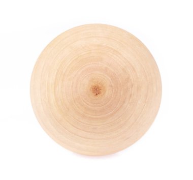 Tahta top beyaz arkaplanda izole edildi.