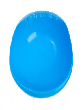 Sepet mutfak malzemeleri, su sepeti, sebze kasesi, beyaz arka planda izole edilmiş.