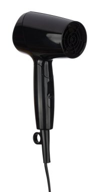 Saç kurutma makinesi beyaz arkaplanda izole edildi