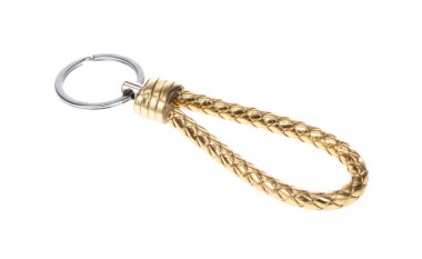 Altın Deri İp Anahtarlığı beyaz arkaplanda izole.