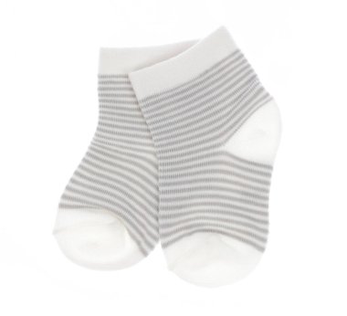 Yeni doğan bebek çorapları beyaz arka planda izole edilmiş.
