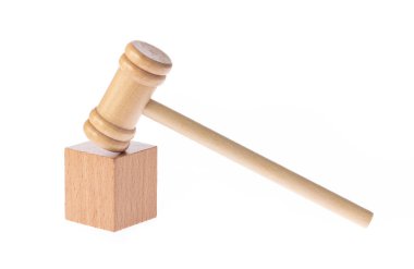 Tahta tokmak beyaz arkaplanda izole