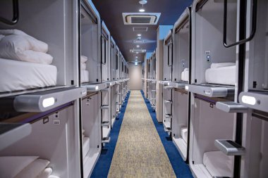 Kapsül otelinin içi.