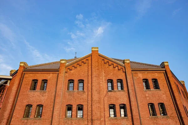 Yokohama, Japonya - 16 Mayıs 2019: Yokohama, Japonya 'daki Kırmızı Tuğla Depoları.