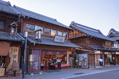 Kawagoe, Saitama Bölgesi, Japonya - 17 Mayıs 2019: Eski Japon tarzı mimari eski Japon tarzı mimari kalıntıları barındıran popüler bir gezi yeridir..