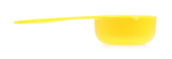 Colher Plástico Amarelo Isolado Fundo Branco — Fotografia de Stock