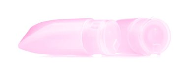 seyahat malzemeleri, beyaz arka planda izole edilmiş küçük plastik şişeler.