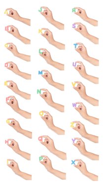 Beyaz zemin üzerinde izole edilmiş EVA köpüğünden yapılan el ele tutuşma alfabesi koleksiyonu.