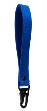 Karabinalı anahtar tutucu beyaz arkaplanda izole edildi