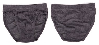 Beyaz arka planda izole edilmiş gri erkek iç çamaşırı seti..