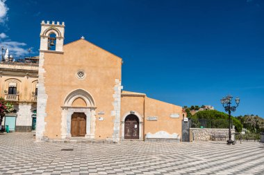 Saint Augustine Kilisesi, 9 Nisan Meydanı, Taormina, İtalya