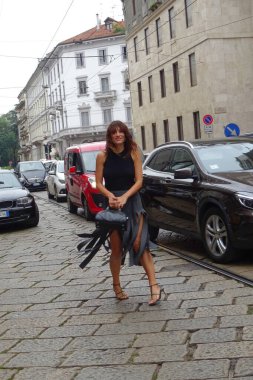 Milano Moda Haftası 'nda Vien defilesine konuklar geliyor.