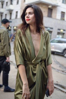 Milano Moda Haftası boyunca Dolce & Gabbana 'da konuk ve mankenler