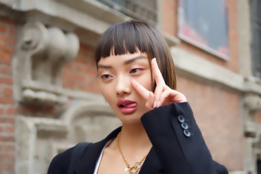 Max Mara defilesinden önce ve sonra, Milano Moda Haftası boyunca gösteriye katılan konuklar,