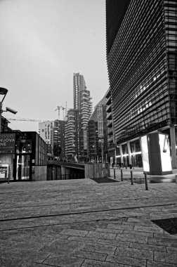 Kilitleme sırasında Milano sokakları ve yeri. Kasım 2020 - Bo Bardi Meydanı