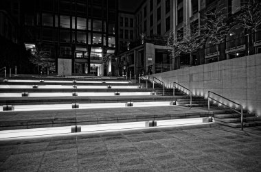 Kilitleme sırasında Milano sokakları ve yeri. Kasım 2020. Özgürlük yeri.