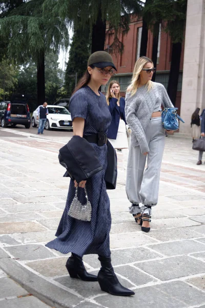 Guests Photographed Designer Show Fashion Week — Stock Photo, Image