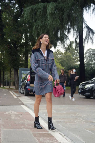 Guests Photographed Designer Show Fashion Week — Stock Photo, Image