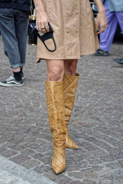 Hóspedes Fotografados Antes Depois Desfile Designer Durante Fashion Week — Fotografia de Stock