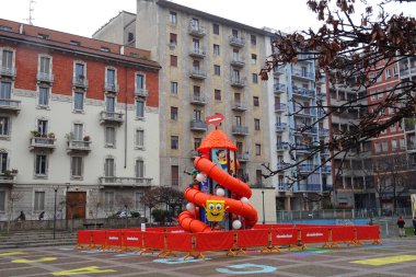 Noel Ağacı Çal - Milan Aralık 2020