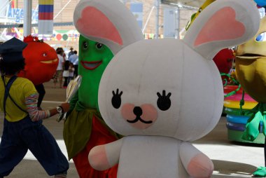 Milano 'da gerçekleştirilen 2015 ExPO. Dünyanın dört bir yanından Pavilionlar ve kültürler.