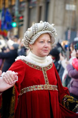 Milano 'daki Üç Kralın Geçit Töreni, her 6 Ocak' ta Piazza Duomo 'dan başlayıp merkezi geçerek Sant' Eustorgio Bazilikası 'na kadar uzanan tarihi ve dini bir gelenektir.