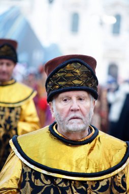 Milano 'daki Üç Kralın Geçit Töreni, her 6 Ocak' ta Piazza Duomo 'dan başlayıp merkezi geçerek Sant' Eustorgio Bazilikası 'na kadar uzanan tarihi ve dini bir gelenektir.
