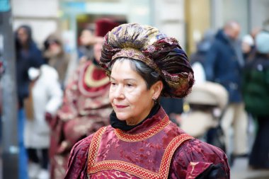 Milano 'daki Üç Kralın Geçit Töreni, her 6 Ocak' ta Piazza Duomo 'dan başlayıp merkezi geçerek Sant' Eustorgio Bazilikası 'na kadar uzanan tarihi ve dini bir gelenektir.