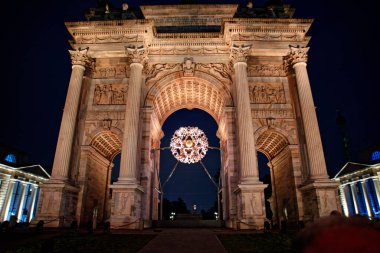 Milan-Cortina 2026: Barış Kemeri 'ndeki Olimpiyat kazanında ışık ve müzik gösterisi