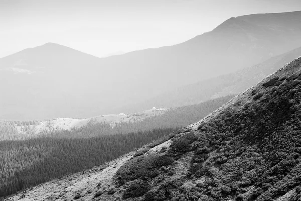 Bela paisagem montanhosa — Fotografia de Stock