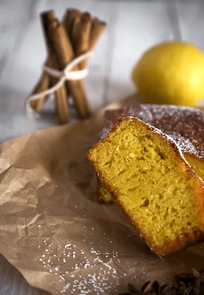 Deliziosa colazione sul tavolo — Foto Stock