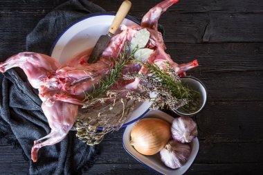 Sebzeler çiğ tavşan