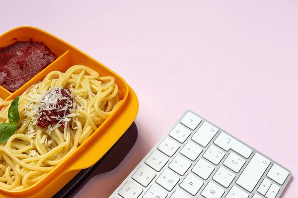 Alimentazione Sana Contenitori Plastica Pronti Mangiare Con Spaghetti Fatti Casa — Foto Stock