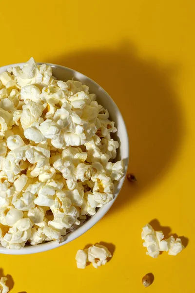 Homemade Popcorn Colored Backgrounds High Contrast Light Snack Concept — Stock Photo, Image