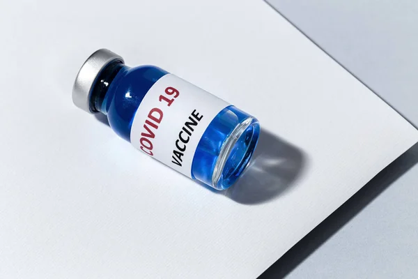 Viales Vidrio Transparente Con Prueba Vacuna Covid Con Jeringas Sobre —  Fotos de Stock