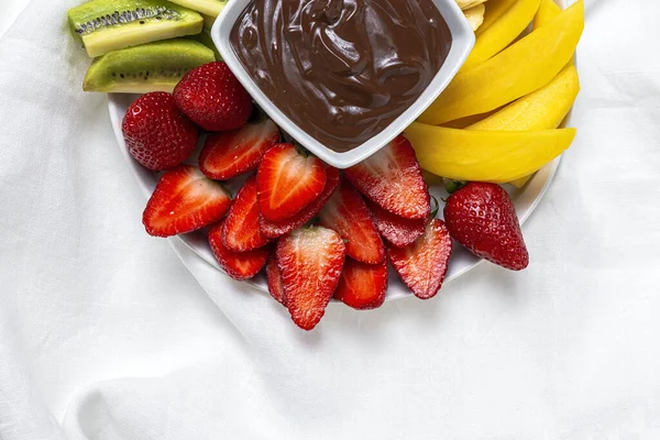 Dish Fruits Med Choklad Redo Att Äta Bort Hälsosam Mat — Stockfoto