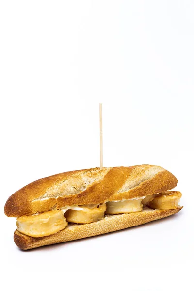 Sandwichs Aux Anneaux Calmar Avec Sauce Mayonnaise Citron Nourriture Typiquement — Photo