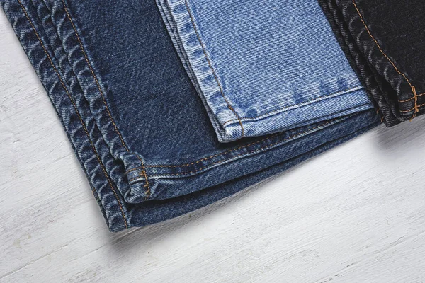 Artesanía Reparación Ropa Ripped Blue Jeans Accesorios Costura Arriba Puesta —  Fotos de Stock