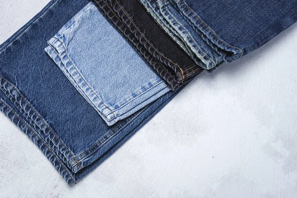 Artesanía Reparación Ropa Ripped Blue Jeans Accesorios Costura Arriba Puesta —  Fotos de Stock