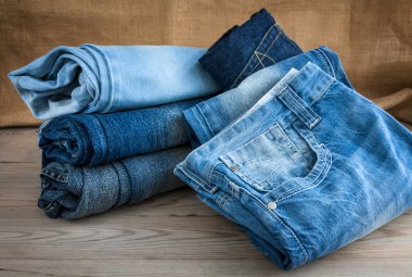 Mavi jeans ahşap tablo