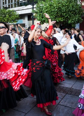 Andalucia adil Flamenko dans kadın