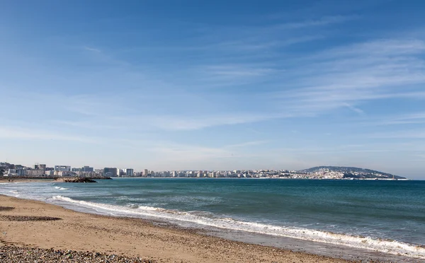 Paisaje costero del Océano Atlántico, Ciudad de Tanger, Marruecos — Foto de Stock