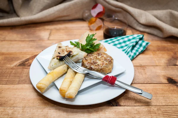 Typisches Essen und frische marokkanische — Stockfoto