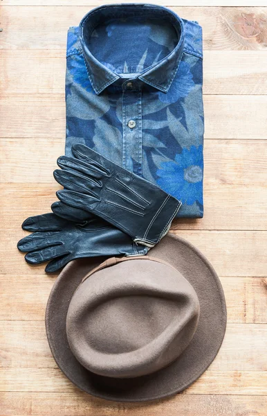 Set di vari vestiti e accessori per gli uomini — Foto Stock