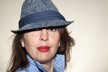 Gülümseyen güzel kadın - kadar yakın