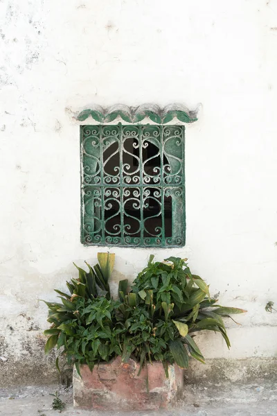 Gator och hörnen i Tanger i Marocko — Stockfoto
