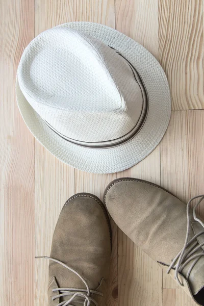 Conjunto de varias prendas y accesorios para hombres — Foto de Stock